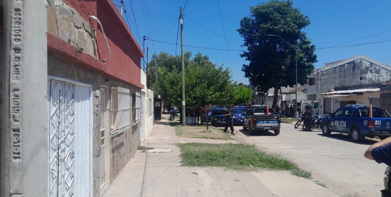 Confuso operativo policial en Lavaisse al 4000 movilizó a 16 patrulleros