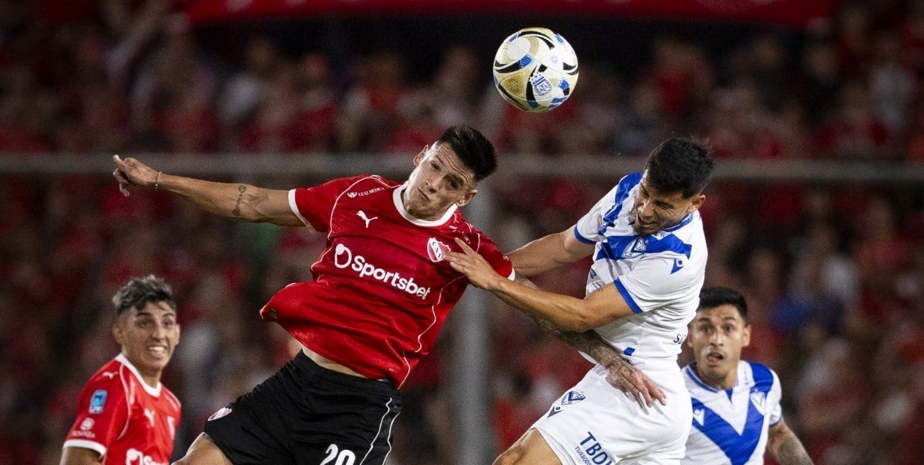 Independiente y Vélez empataron 1-1 y siguen invictos