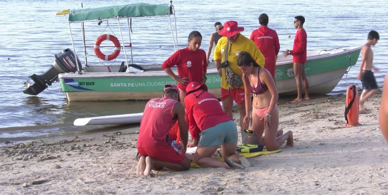 Santa Fe vive la Semana del Guardavidas con simulacros, antorchada y el regreso del cruce de la Laguna