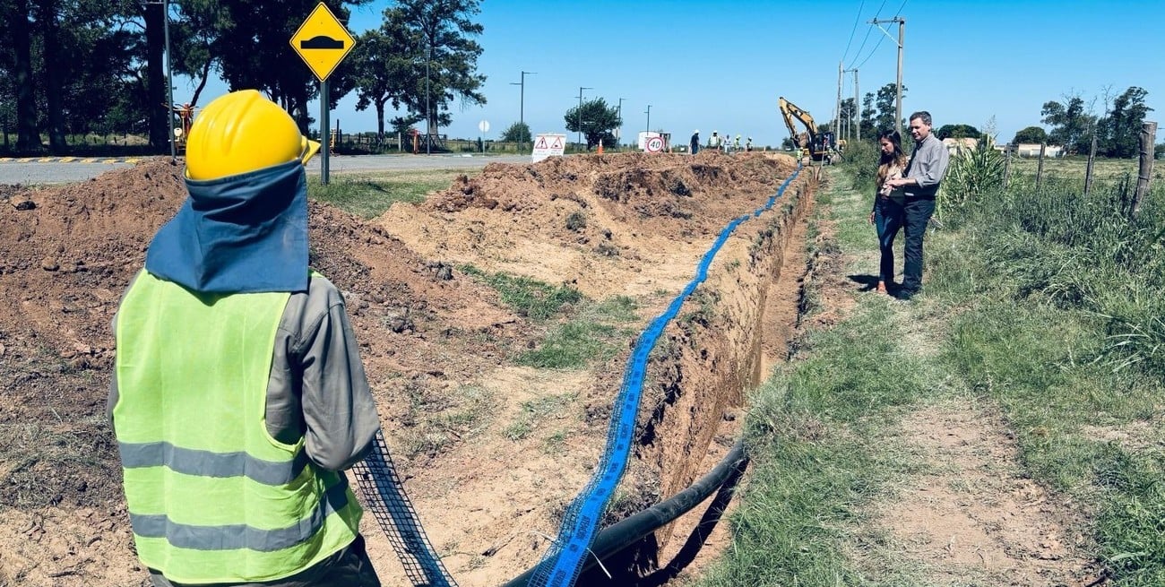 Avanza la obra para que San Jerónimo del Sauce se conecte al Acueducto Desvío Arijón