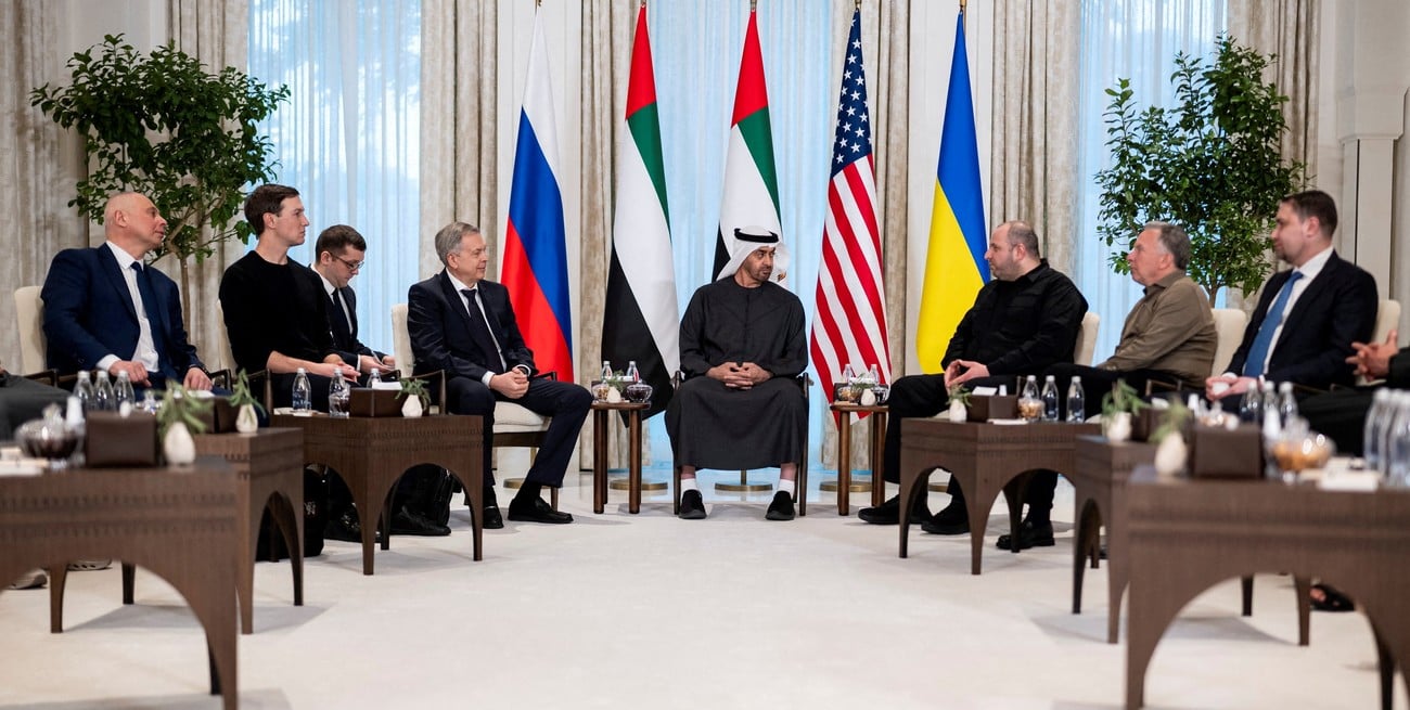Ucrania, Rusia y Estados Unidos retomaron negociaciones en Abu Dhabi