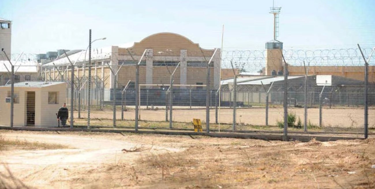 Córdoba: detienen a un guardiacárceles por intentar ingresar droga a un penal