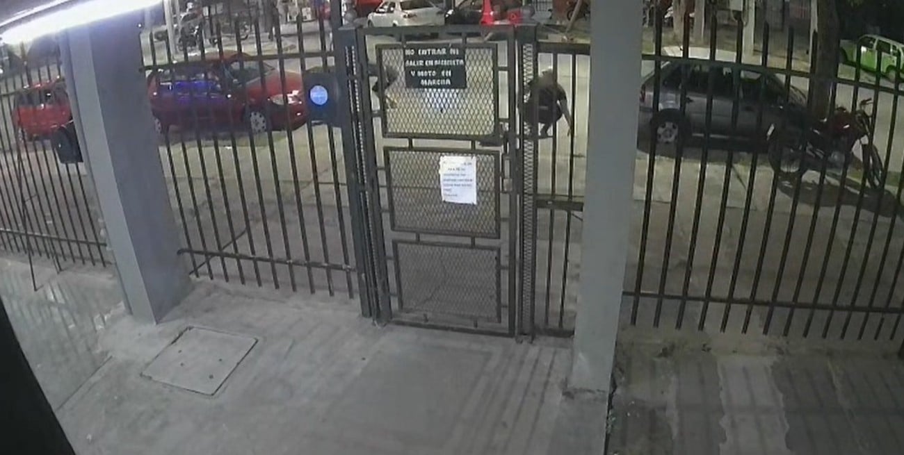 Video: robo y tiros en barrio Las Flores durante la madrugada