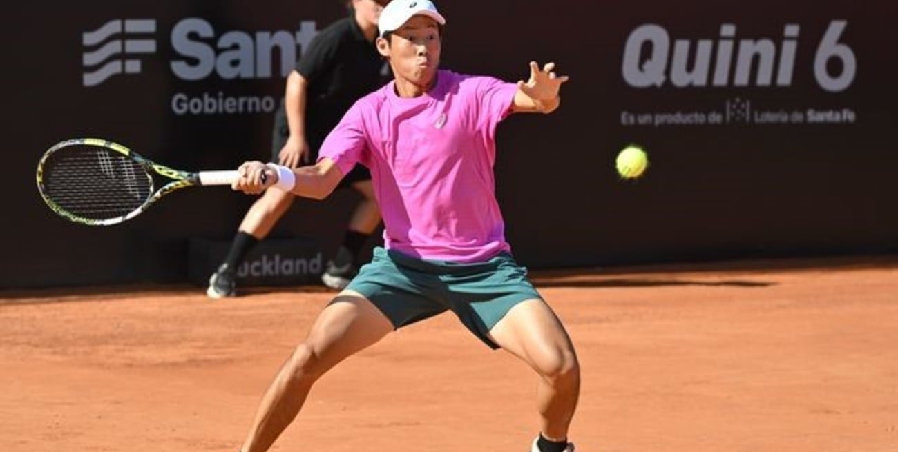 Burruchaga avanzó en un jueves marcado por la lluvia en el Quini 6 Rosario Challenger