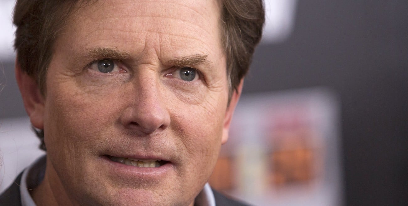 El regreso más esperado: Michael Fox sorprende en “Shrinking”