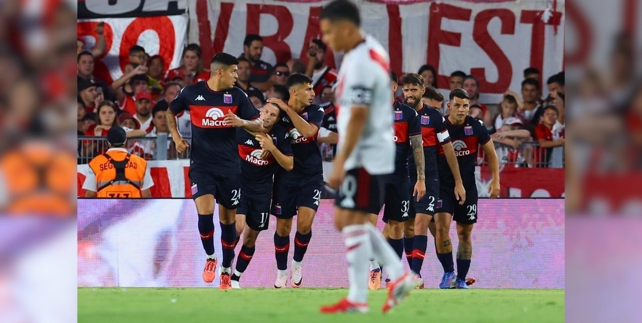 Tigre goleó 4-1 a River en el Monumental y quedó como líder de la Zona B
