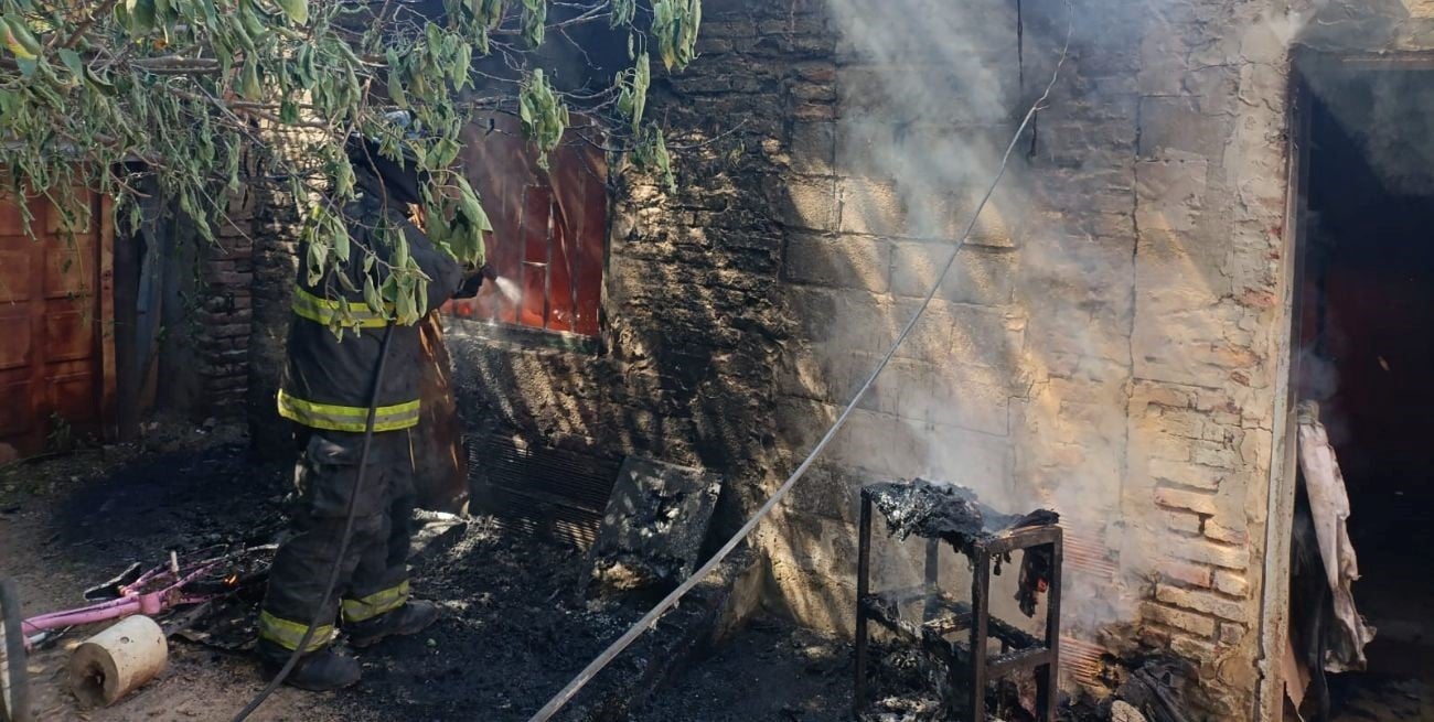 Se incendió una vivienda en la zona noroeste de Santo Tomé