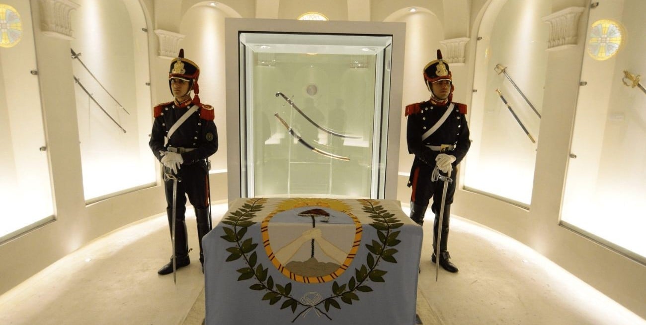 El sable de la eterna discordia