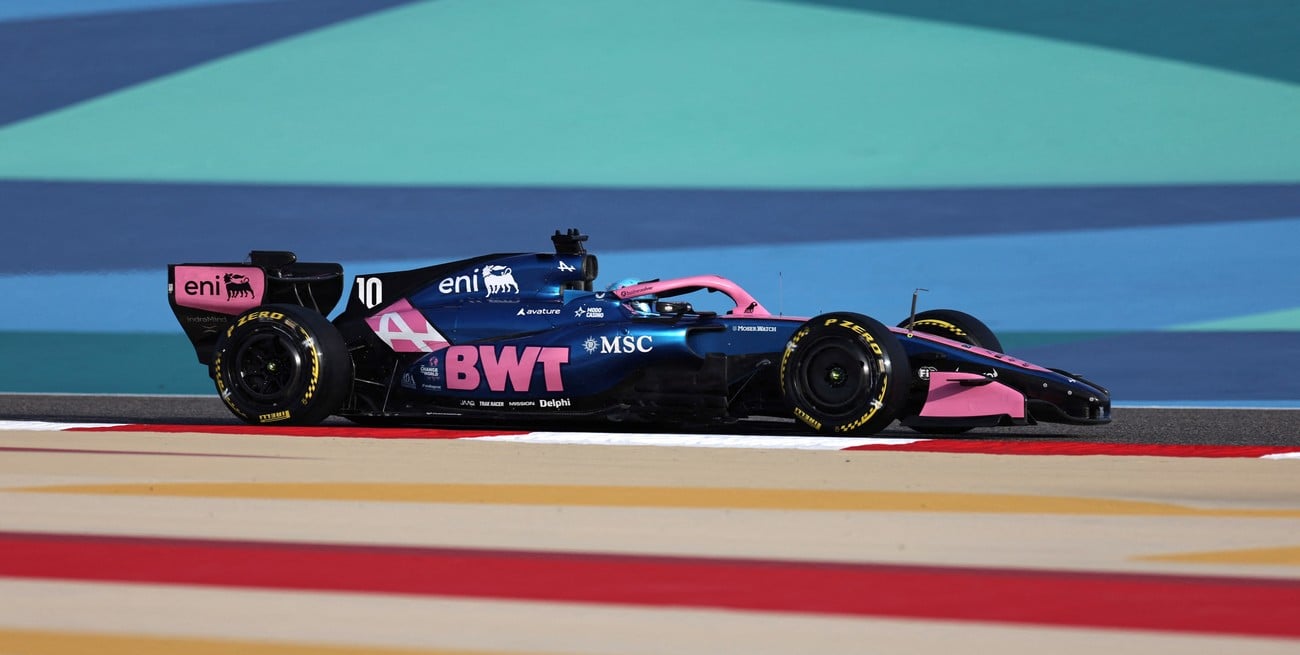 Pretemporada complicada para Alpine: nueva detención y bandera roja en Bahréin