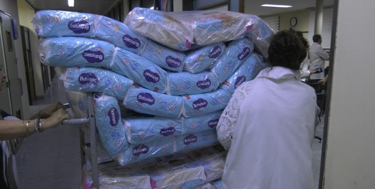 Más de dos pallets y medio de pañales recibió el Hospital de Niños Alassia del Festival de Guadalupe