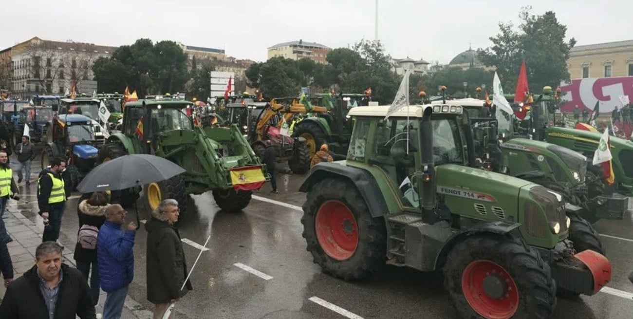Masiva protesta de agricultores en Madrid contra el acuerdo UE-Mercosur