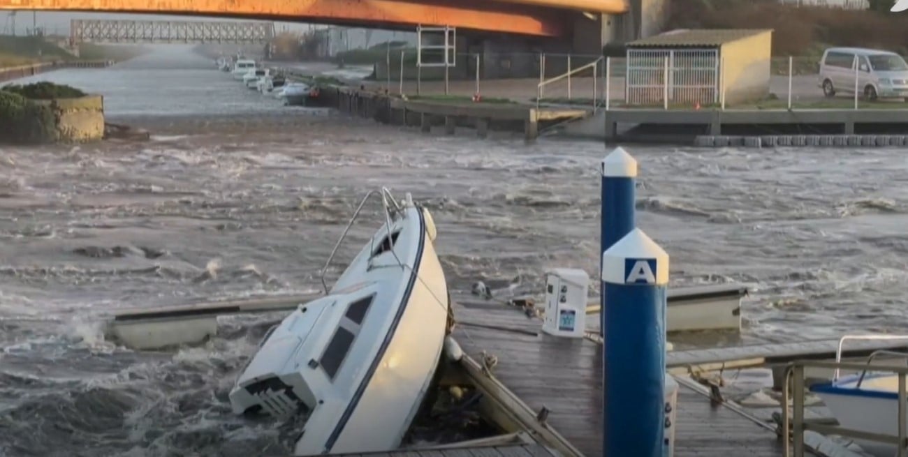 El paso de la tormenta Nils en Francia dejó un muerto y casi 900.000 hogares sin luz