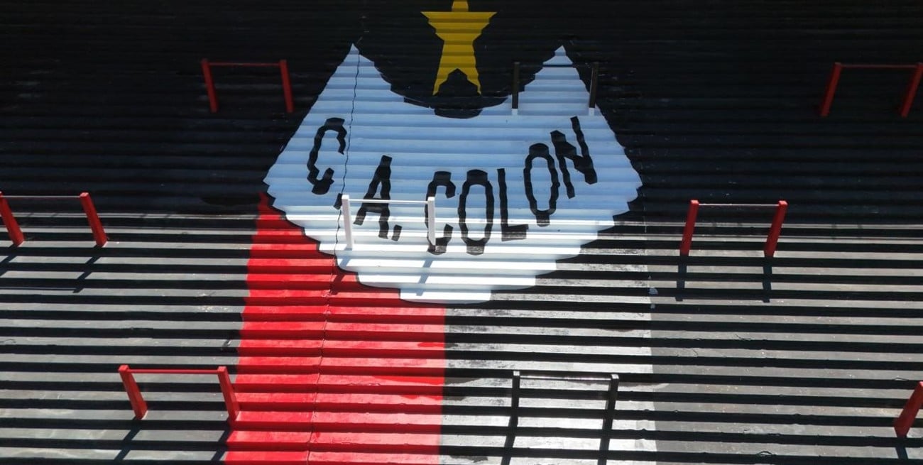 Después del domingo, Colón estará un mes sin jugar en el Cementerio
