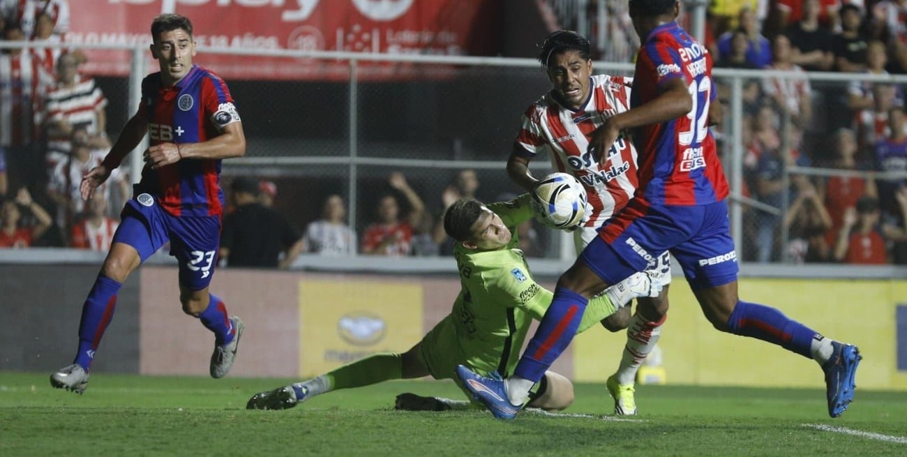 El penal que vio Penel para Unión, un
“offside” dudoso y el cambio de decisión