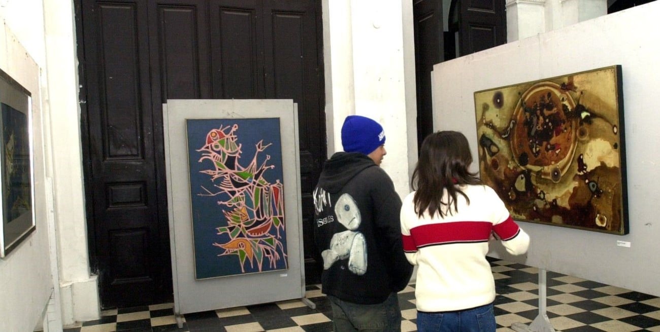 "Busco crear un mundo nuevo": el día que Armando César Godoy definió su arte en El Litoral
