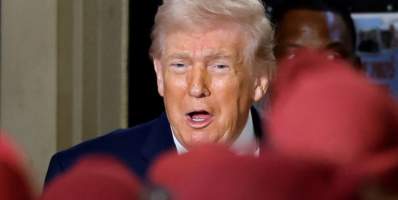 Trump presiona por el desarme de Hamas y anuncia fondos globales para reconstruir Gaza