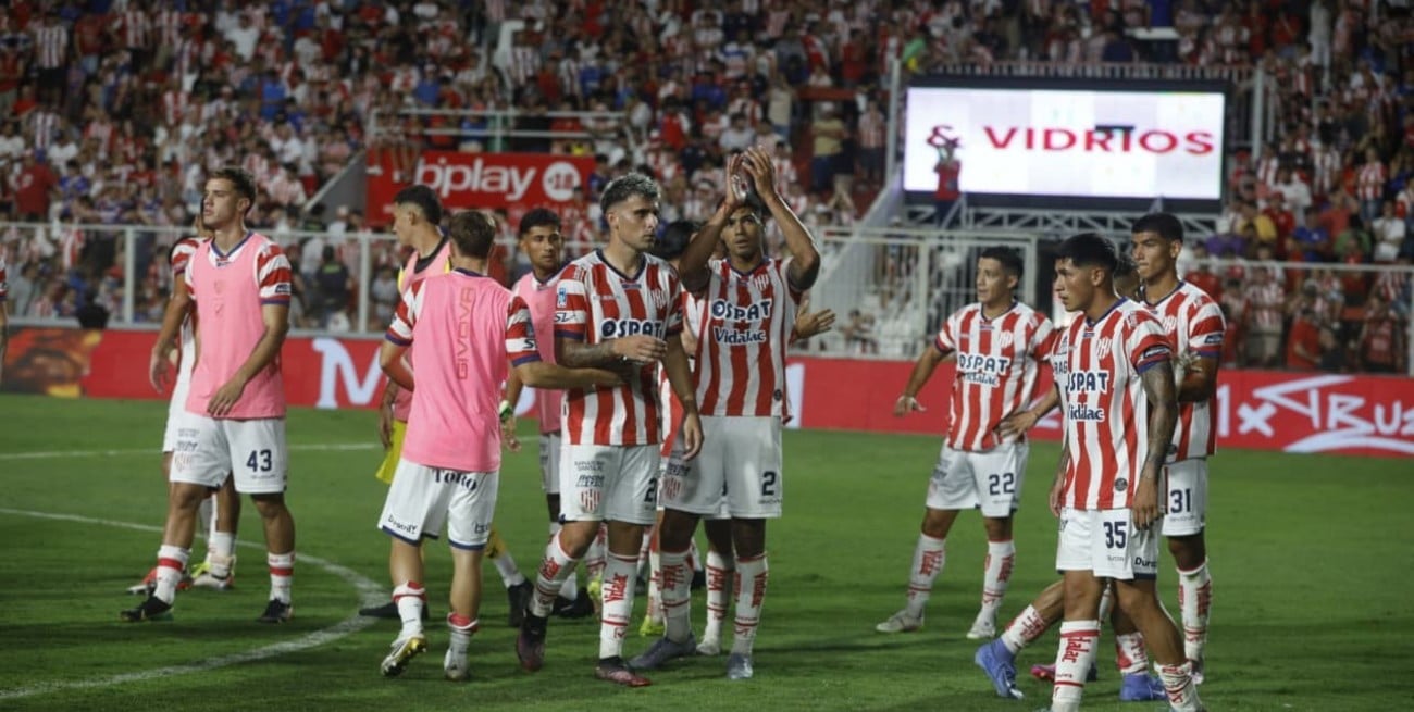 Ya terminó el partido (0 a 0) pero Unión sigue errando goles