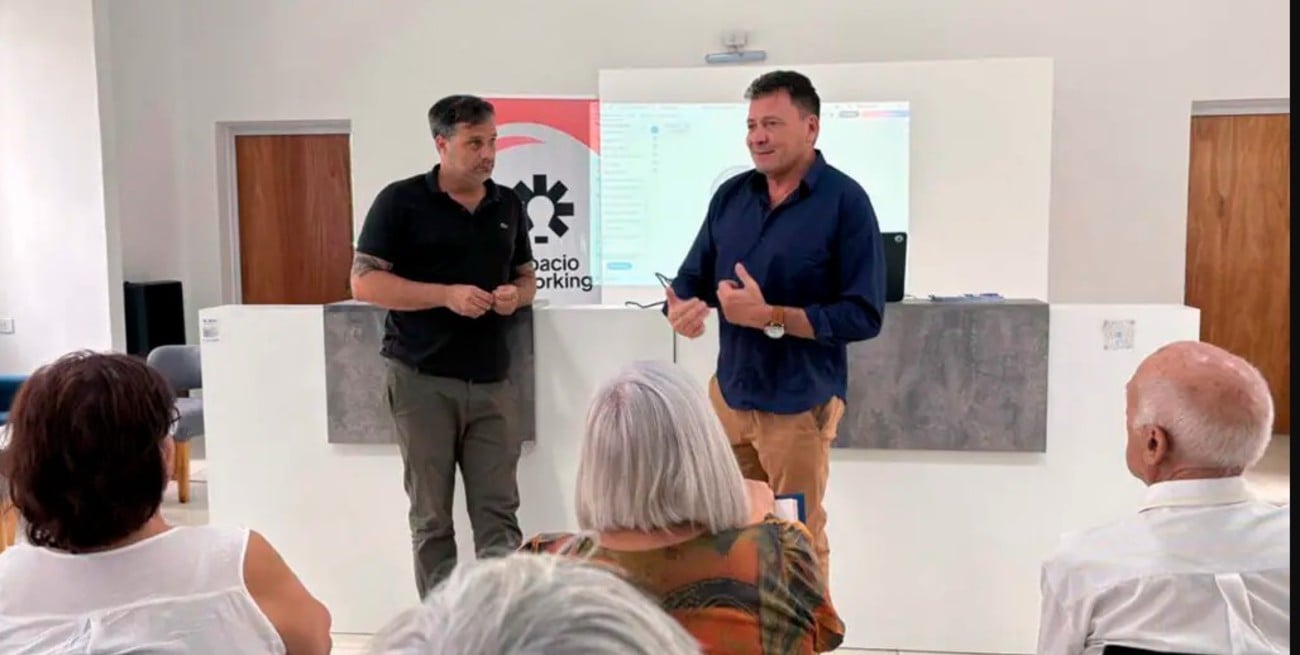 Más inclusión y autonomía: comenzó el curso gratuito de alfabetización digital para adultos mayores