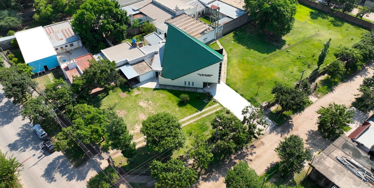 Robo a parroquia en Nueva Pompeya: detienen a una mujer y aprehenden a un hombre