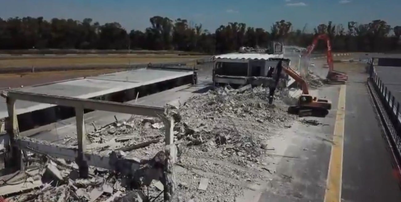 Demolición histórica del Gálvez y un proyecto para recibir a la Fórmula Uno