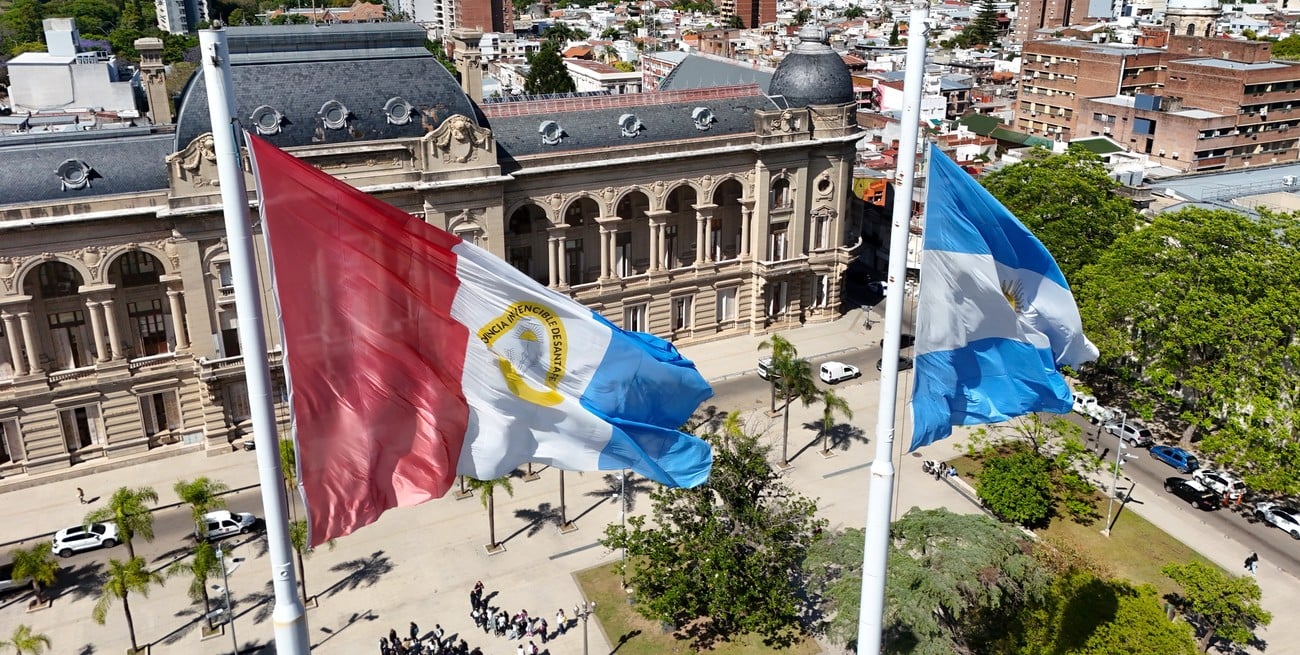 Reanudan las discusiones paritarias en Santa Fe a la espera del ofrecimiento oficial