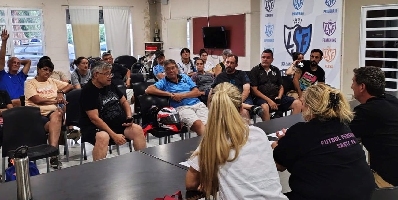 La Liga Santafesina de Fútbol puso en marcha su temporada femenina 2026