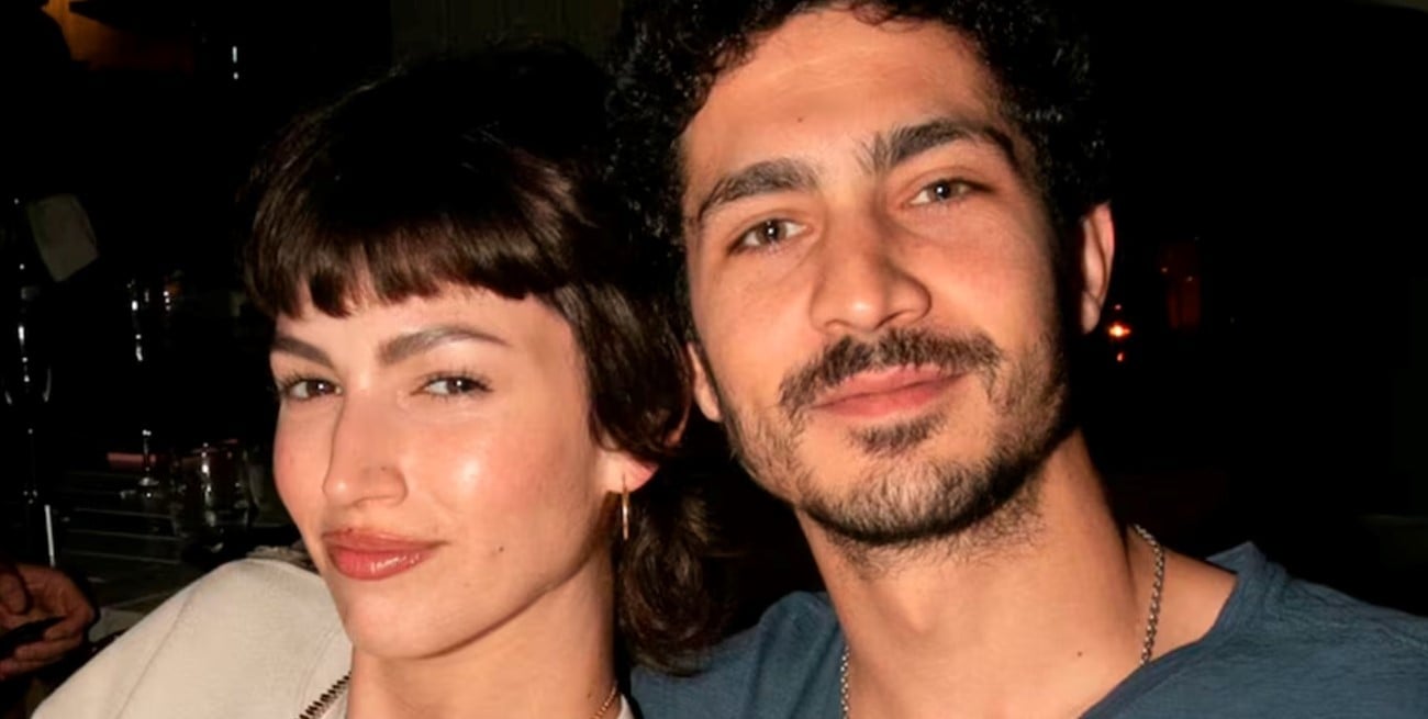 Úrsula Corberó compartió la primera foto junto a su hijo Dante