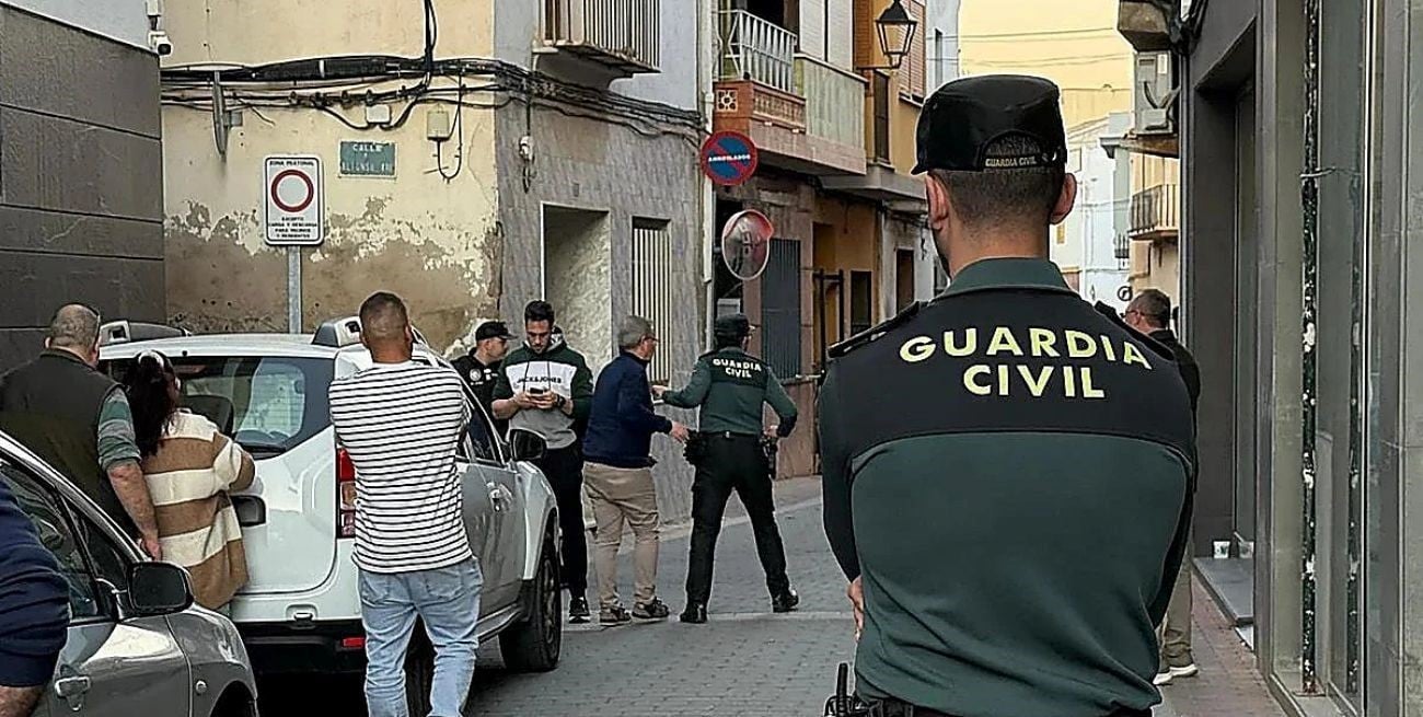 Hallaron muertas a una mujer y a su hija de 12 años en España: detuvieron al exmarido 