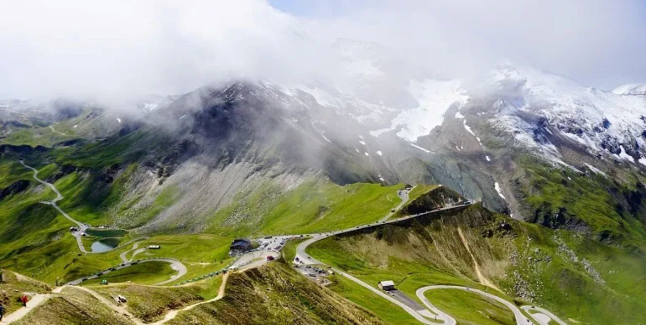 Juicio inédito en Austria: acusan a un alpinista de abandonar a su pareja herida en la cumbre más alta del país