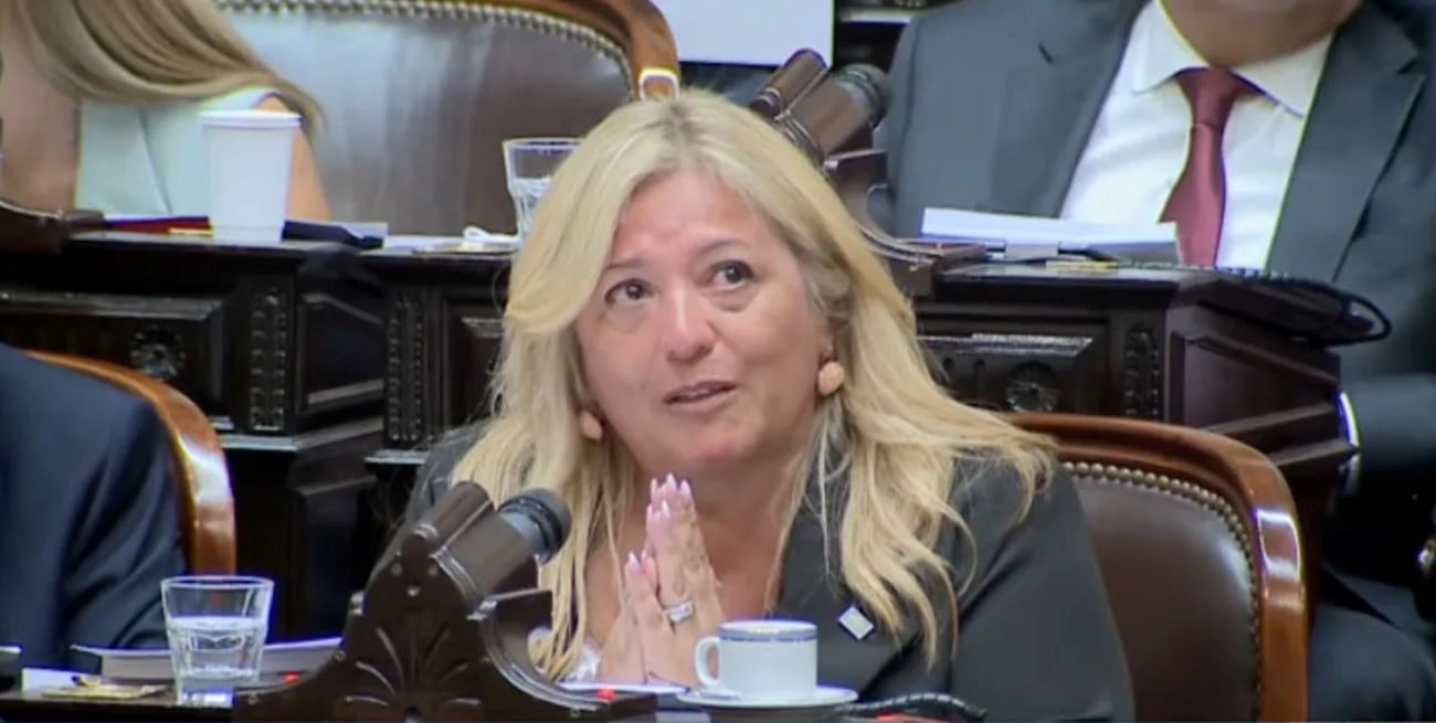 Maureira, la diputada que lloró por el estatuto del periodista, pero votó a favor de la reforma laboral