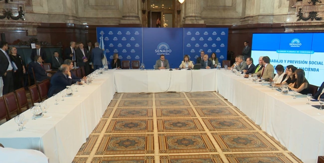 El oficialismo busca un dictamen rápido de la reforma laboral en el Senado