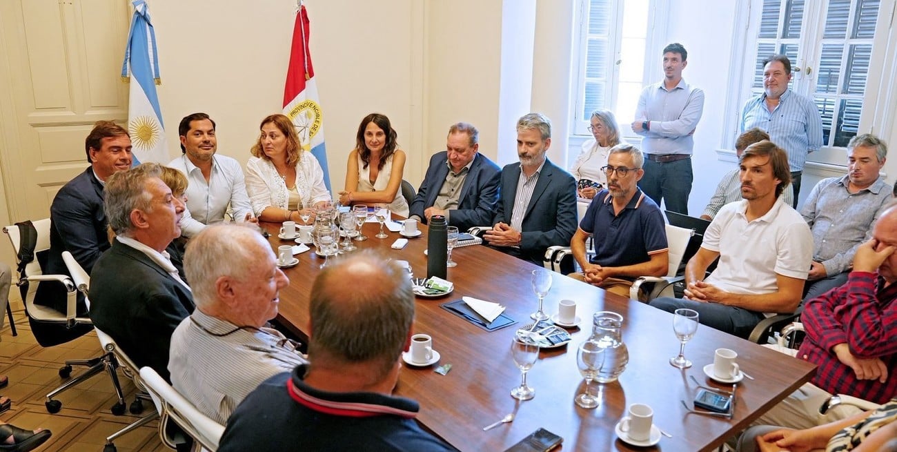 Paritaria de Salud: además del 12,5 de incremento hasta junio, Provincia planteó un 50 % de aumento en el asistencial hospitalario