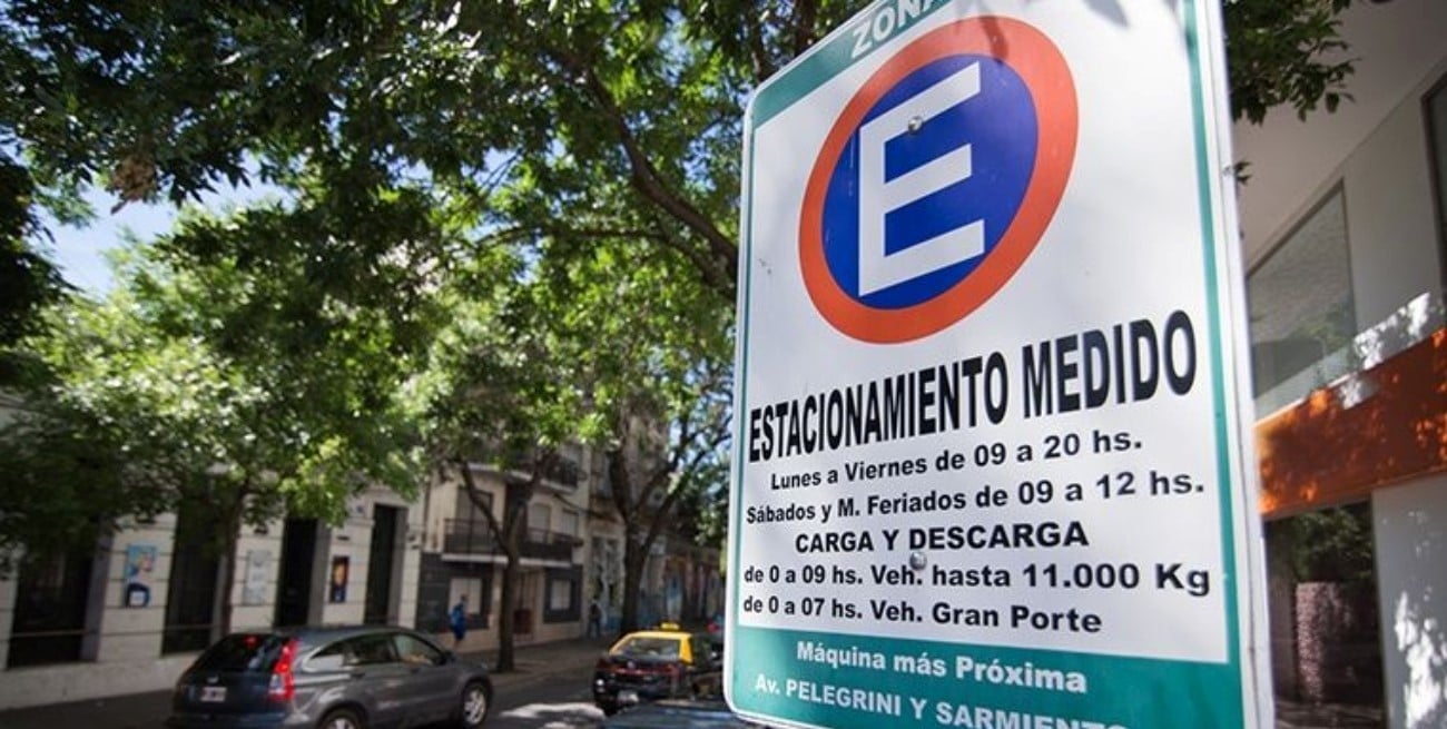 Rosario desalienta el estacionamiento prolongado en el centro urbano
