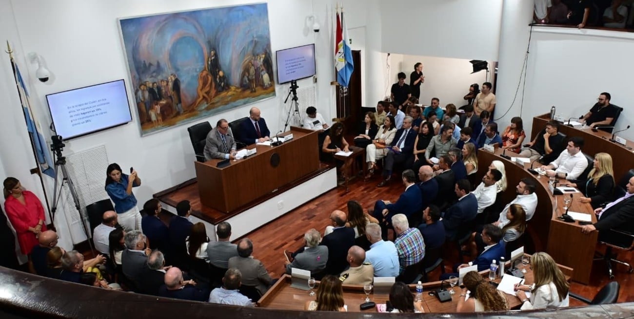 Poletti hizo grandes anuncios que pretenden transformar la ciudad de Santa Fe: se viene un nuevo puente