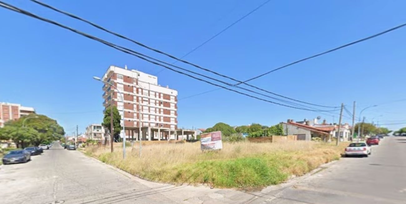 Encontraron muerta a una mujer en Punta Mogotes y detuvieron a su pareja