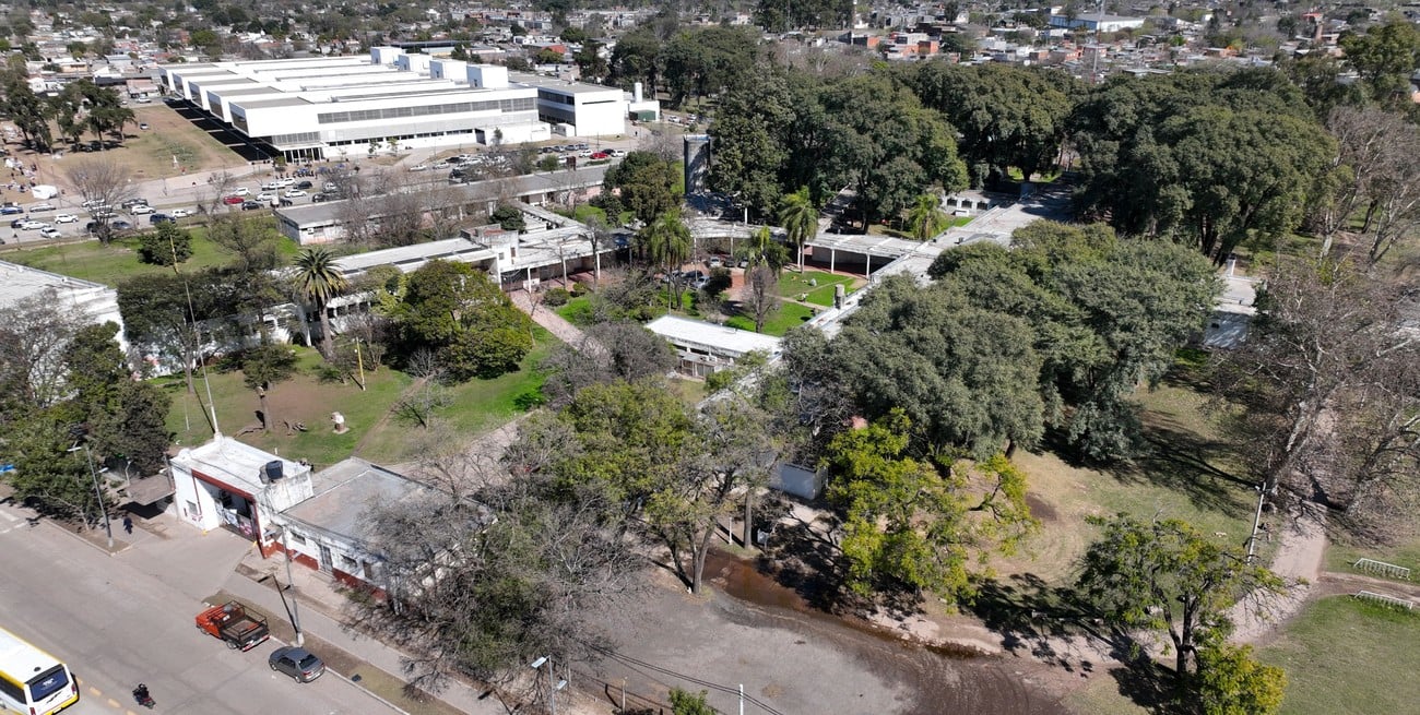 Para el juez, el penitenciario condenado por un suicidio "incumplió todas y cada una de las reglas de cuidado"