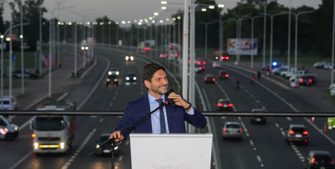 Pullaro inauguró el primer tramo del tercer carril de la autopista Rosario - Santa Fe