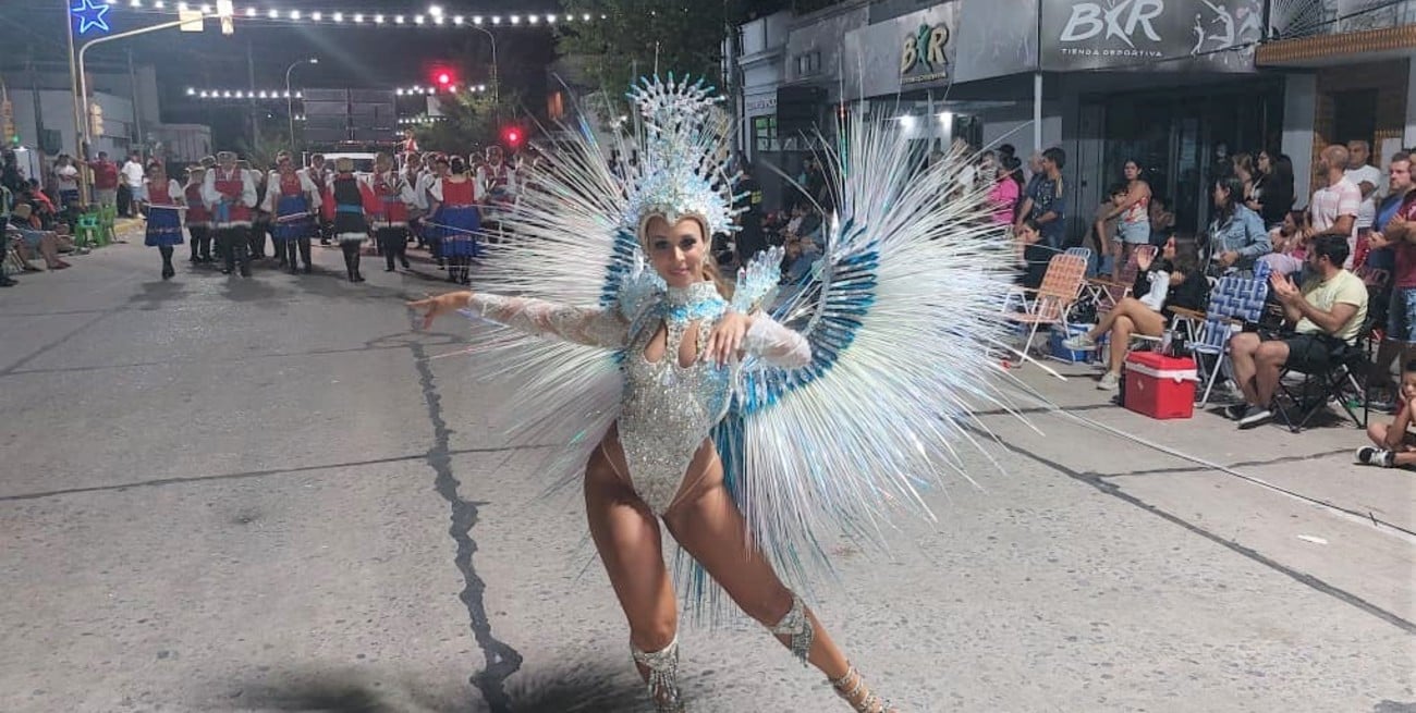 Vera reafirmó su título como el "Carnaval de Santa Fe" con tres noches multitudinarias