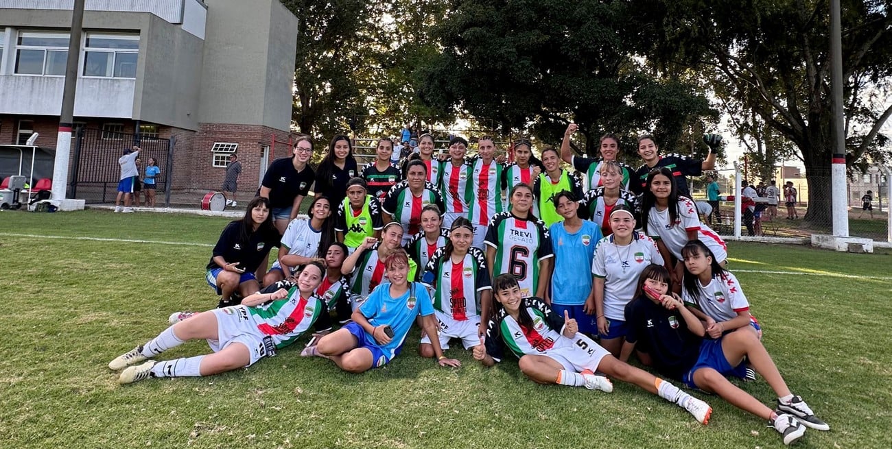 Coliseo fue una máquina de goles y se metió en cuartos junto a Colón