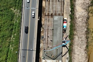 La obra pública genera empleo directo e indirecto en toda la provincia y dinamiza la economía local.