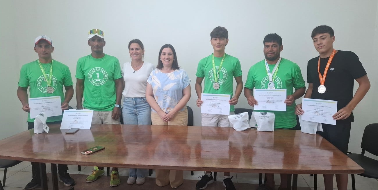 San Javier reconoció a nadadores por su gran actuación