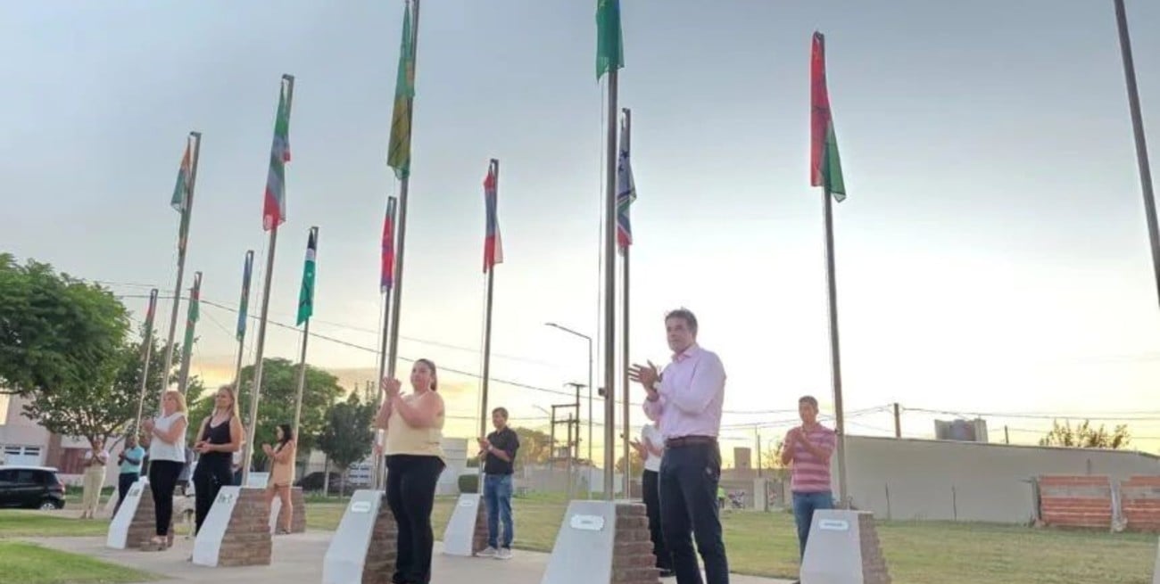 San Guillermo inauguró la puesta en valor de la Plaza de las Banderas