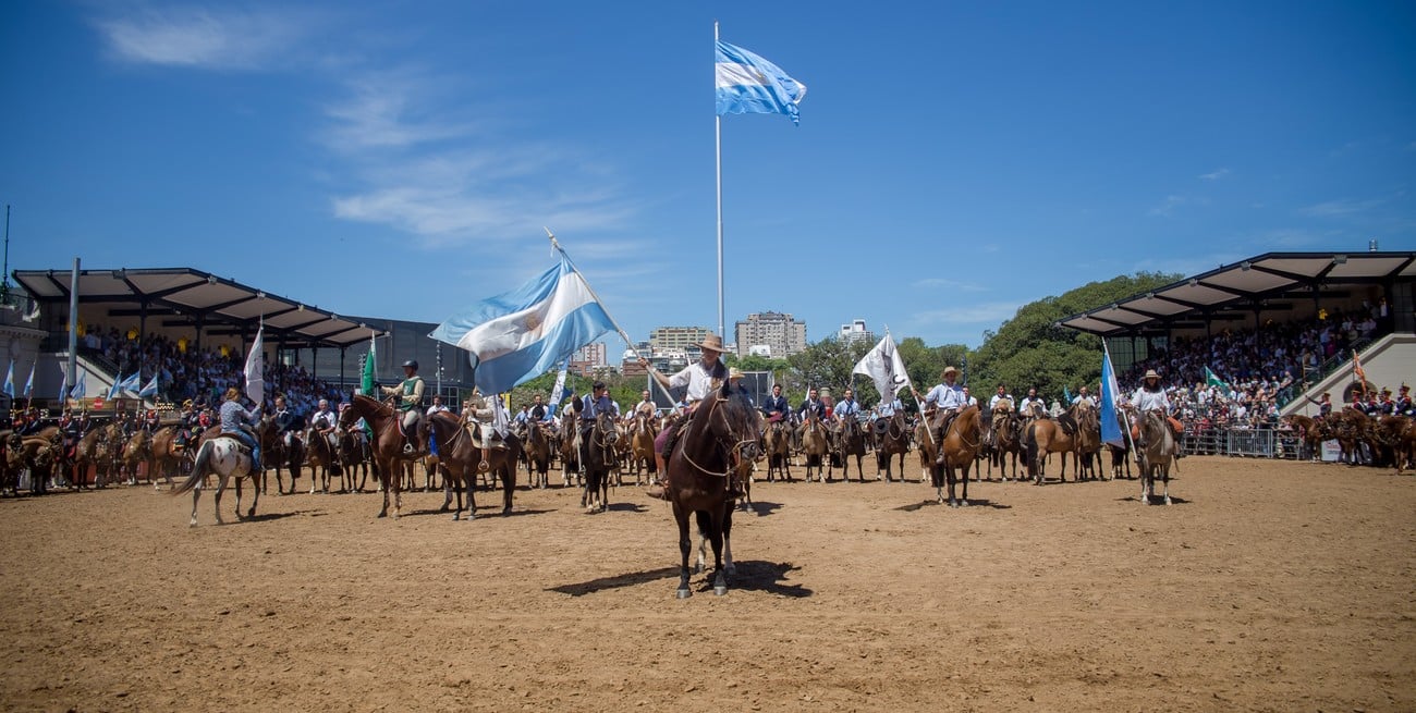 Con pista nueva y la visita de Chris Cox, "Nuestros Caballos" renueva su propuesta en la Rural de Palermo
