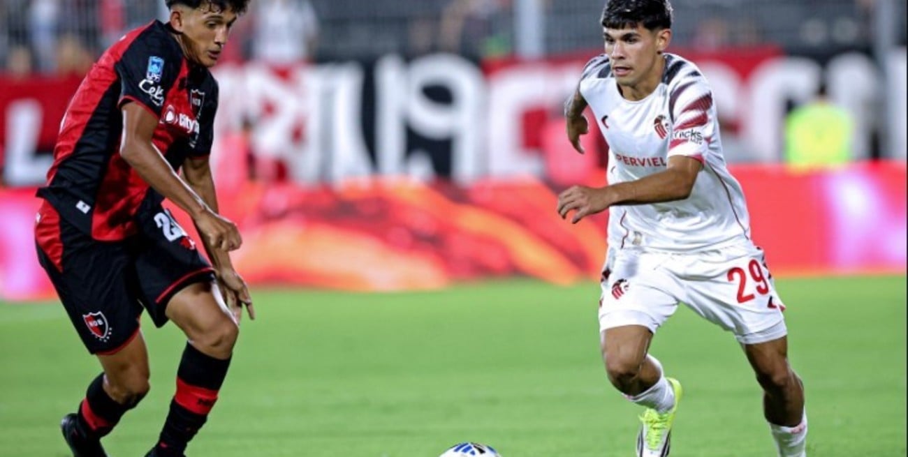 Estudiantes derrotó a Newell’s y subió a la cima de la Zona A