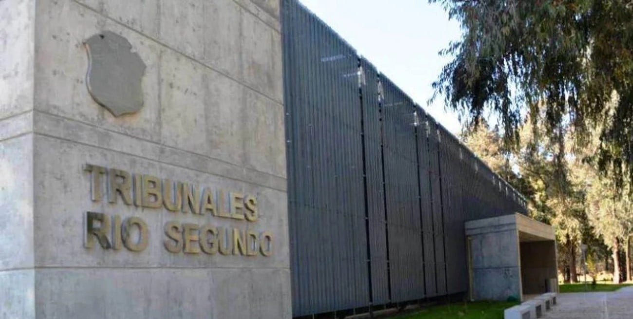 Acusaron a dos peritos de exigir dinero a un condenado por homicidio en Córdoba