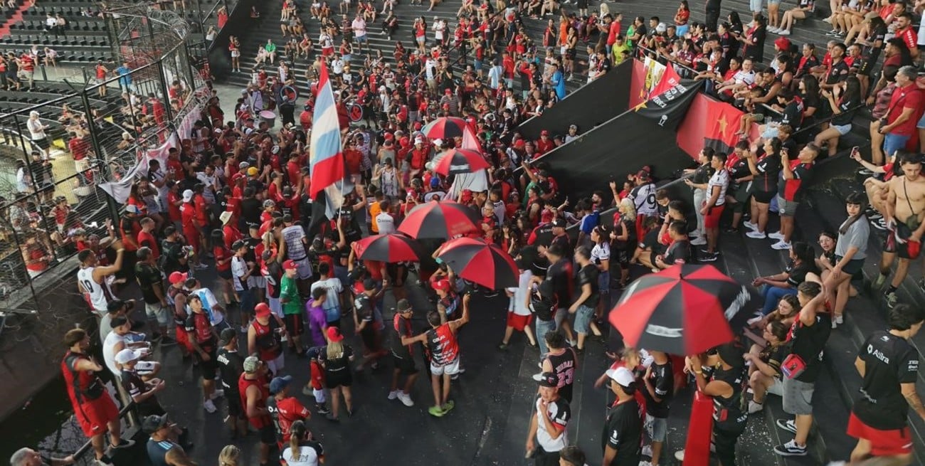 Colón mantiene el bono del Día del Club en $10.000 y habilita la venta para no socios