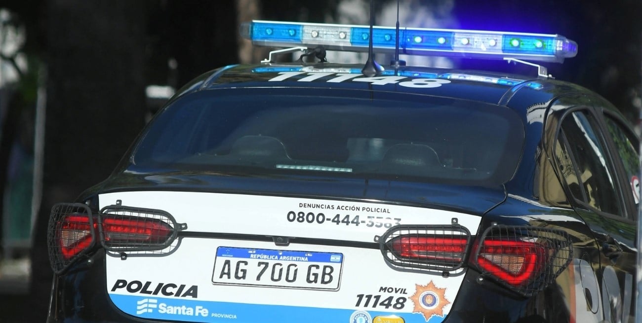 Acribillaron a balazos a un joven en barrio Las Lomas