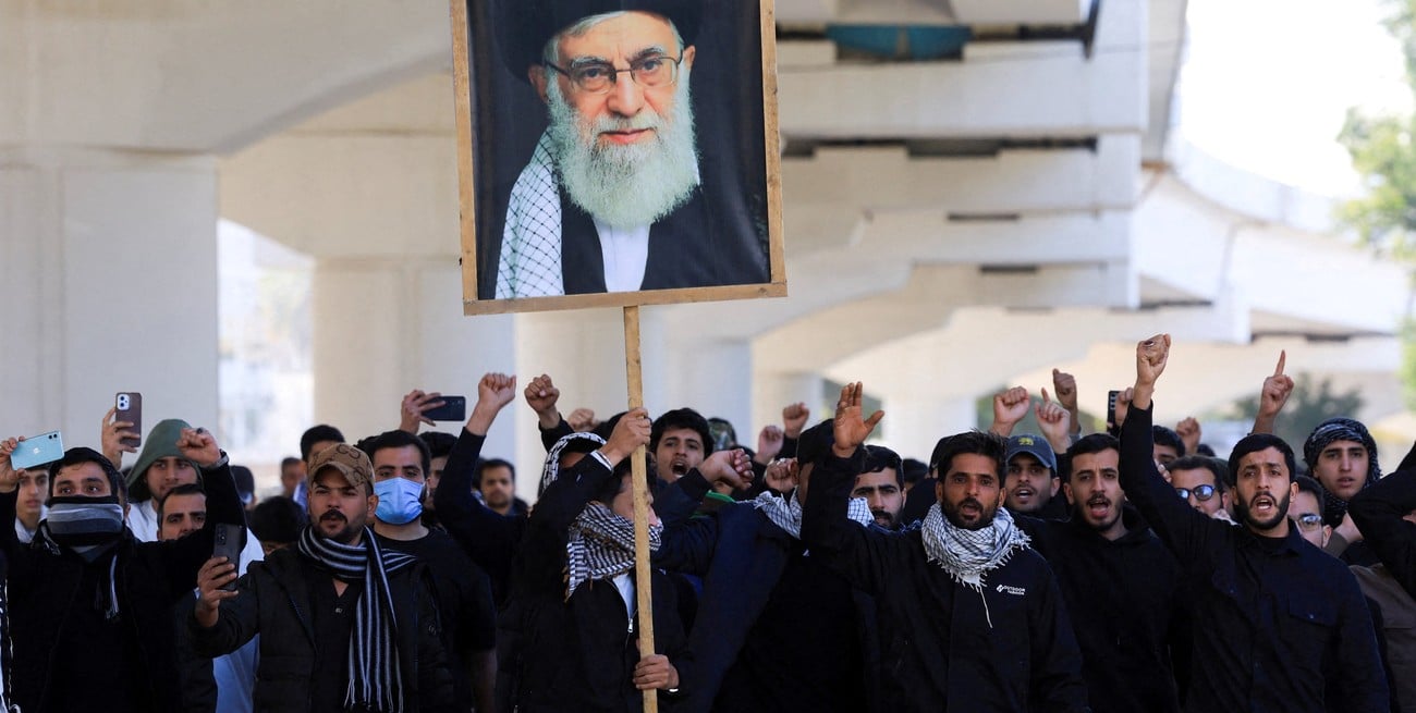 Muerte de Ali Khamenei: quiénes asumieron el poder tras la caída del líder supremo de Irán