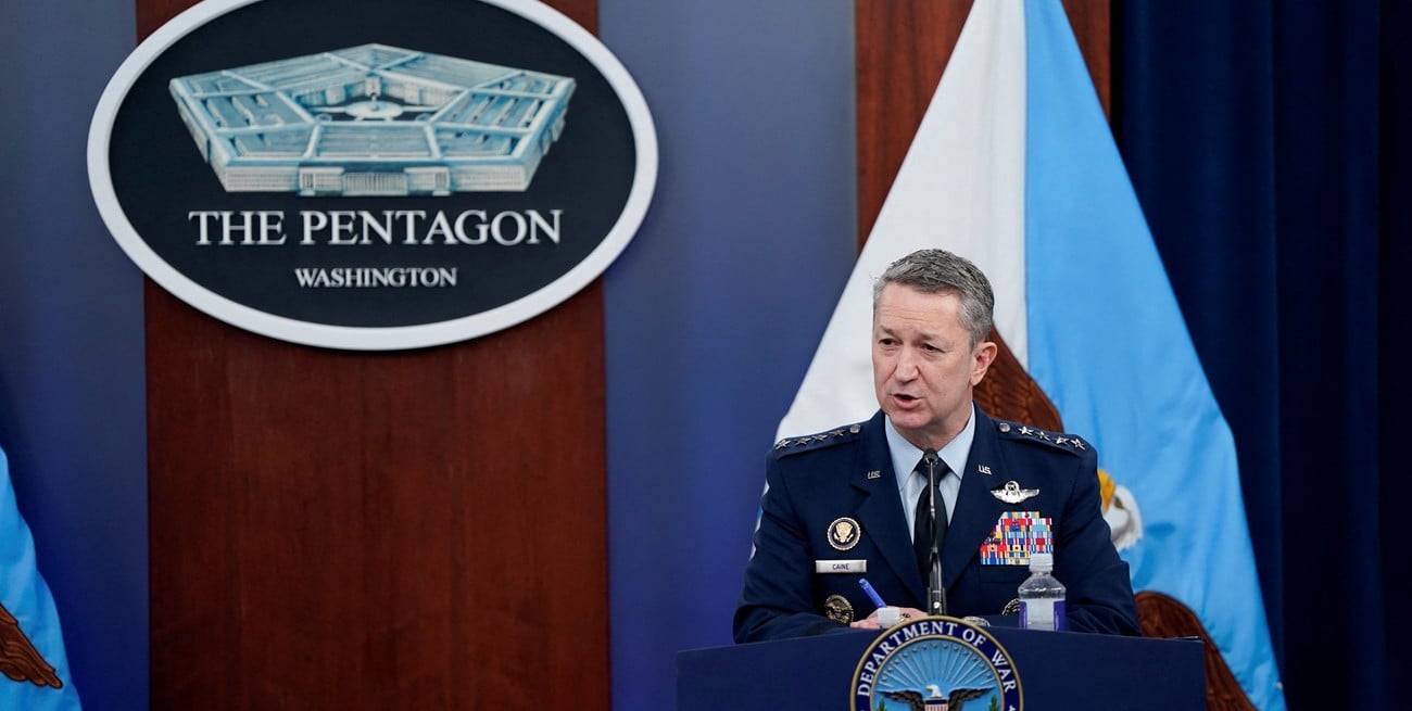 El jefe del Estado Mayor Conjunto asegura que EE.UU tiene "superioridad aérea" sobre Irán