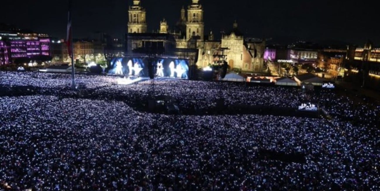 Shakira tocó gratis ante 400.000 personas y rompió el récord que Los Fabulosos Cadillacs tenían en México